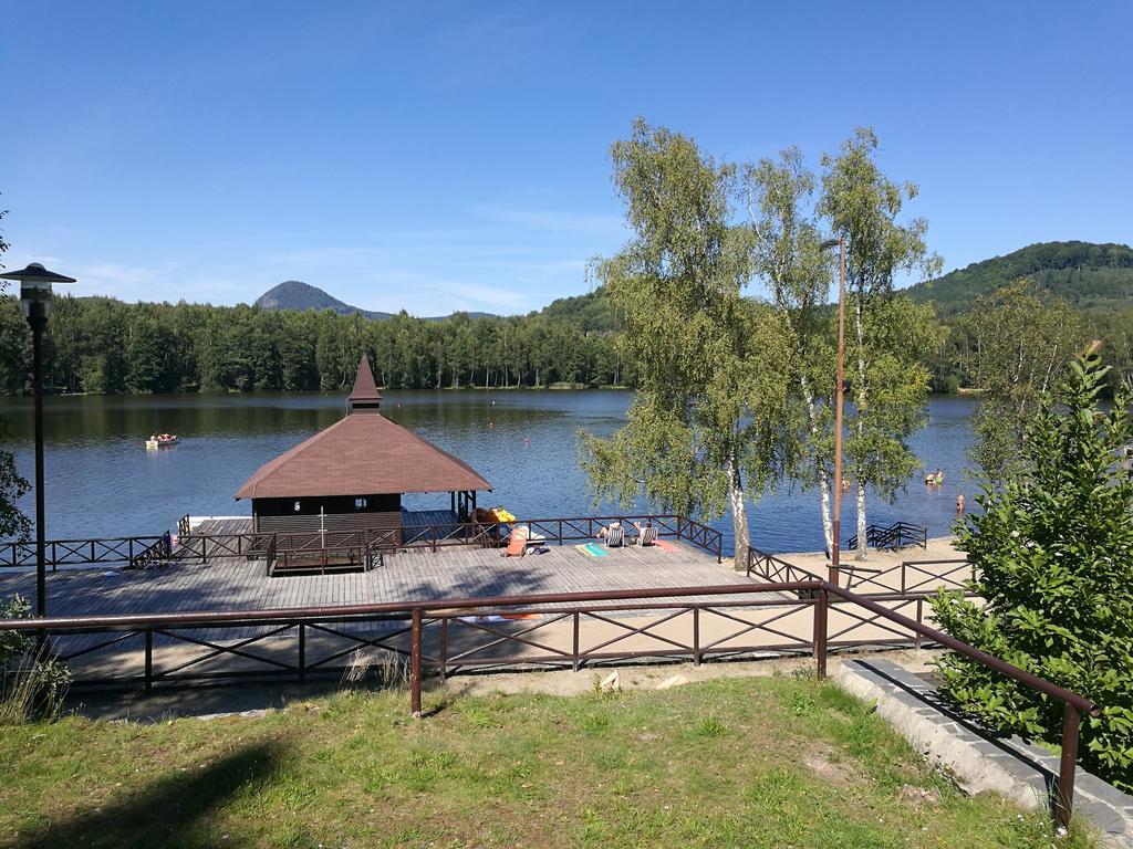 Hotel Pension Druhy Domov à Nový Bor Extérieur photo